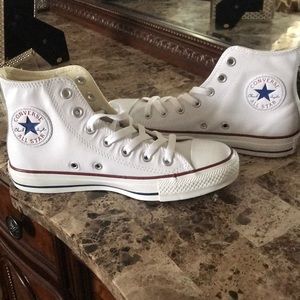 Converse sneakers all white